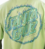 Remera verde claro de manga corta con cuello redondo y logo de Santa Cruz estampado en el pecho.
