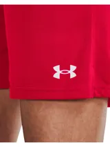 Short deportivo Under Armour Golazo 3.0, color rojo, con cintura elástica y logo de la marca en blanco en la pierna izquierda.