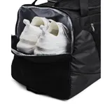 Bolso deportivo Under Armour modelo Undeniable 5 Duffle L, color negro con logo plateado. Cuenta con tecnología repelente al agua, compartimento ventilado para calzado o ropa sucia, bolsillos organizadores internos, correa de hombro acolchada extraíble y asas superiores.