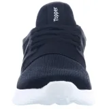 Championes urbanos Topper modelo Mamba, color negro con suela blanca. Presentan un diseño de tejido transpirable en la parte superior, refuerzos laterales sintéticos y cierre con cordones.