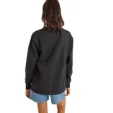 Buzo negro de cuello redondo con la palabra "RHYTHM" bordada en blanco en el pecho.