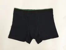 Boxer blanco de algodón con cintura elástica con logo de la marca.