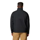 Chaqueta softshell negra con cierre frontal completo, cuello alto con protector de mentón, bolsillo vertical con cierre en el pecho y bolsillos laterales con cierre. Cuenta con puños ajustables y tecnología resistente al agua y al viento.