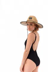 Malla enteriza color avellana de lycra con filtro UV 50 y espalda baja.