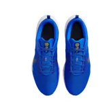 Championes Nike Downshifter 12 para hombre, color negro con detalles en rojo y suela blanca.