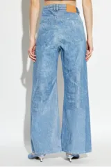 Jeans Diesel modelo 1996 D-Sire-Fsi de corte ancho y recto, con talle alto y diseño en tono azul claro con efecto acid wash.