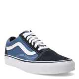 Championes Vans modelo Old Skool, con diseño clásico de caña baja. Presentan una combinación de paneles de lona azul y refuerzos de gamuza en color azul marino, con la icónica banda lateral blanca y suela de goma vulcanizada con patrón waffle.