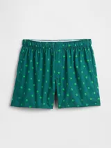 Boxer de corte clásico en color verde con estampado de tréboles pequeños en tono verde más claro, con cintura elástica.