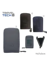 Billetera negra con cierre de cremallera y logo de la marca en la parte inferior.