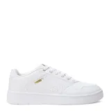 Championes Puma Court Classic blancos de cuero sintético, con detalles en verde y dorado.