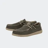 Zapatos Hey Dude modelo Wally Braided, confeccionados en tejido textil color marrón con cordones elásticos beige, costuras visibles en el empeine y suela ligera de goma.