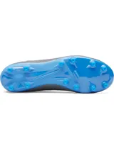 Championes de fútbol Under Armour Shadow Select 3 FG, color gris con detalles en azul brillante y suela con tapones cónicos.