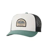 Gorro trucker Rip Curl con frente blanco, visera curva verde militar y malla trasera negra. Cuenta con un parche frontal bordado con diseño de montañas y el logo de la marca.