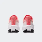 Championes de running New Balance Fresh Foam X 1080v14, con capellada en degradé de coral/rosado a blanco y logo 'N' plateado. Poseen una suela gruesa blanca con tecnología Fresh Foam X y detalles en negro en la suela exterior.