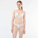 Tanga blanca de microfibra con bordes de encaje.