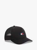 Gorra tipo trucker color negro, con paneles de malla transpirable en la parte trasera y parche bordado con el logo de Tommy Jeans en el frente.