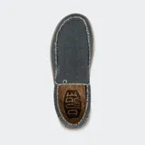 Zapatos Hey Dude Mikka Braided color marrón con capellada trenzada y suela beige.