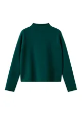 Jersey de punto fino de corte recto, color verde oscuro, con cuello perkins y manga larga.
