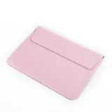 Funda protectora para laptop color rosa con cierre magnético.