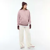 Pantalón de jogging de corte ancho y fluido, confeccionado en tejido de muletón color blanco. Presenta una cintura elástica cómoda y diseño holgado.