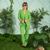 Pantalón verde de corte oxford.