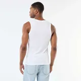 Pack de dos camisetas de tirantes de punto, color blanco, con cuello redondo y diseño básico.