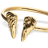Pulsera rígida de aleación de metales bañada en oro de 18k con detalle de alas en los extremos.