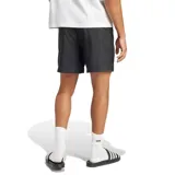 Short deportivo negro con cintura elástica ajustable con cordón y logo Adidas blanco estampado en la pierna derecha.