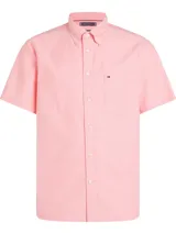 Camisa rosa de algodón Oxford, corte regular, manga corta y cuello abotonado.