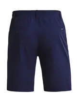 Short de golf Under Armour modelo Drive, de corte recto y frente plano. Confeccionado en tejido elástico en cuatro direcciones con tecnología repelente al agua, cuenta con cintura elástica con agarre interno y cuatro bolsillos.