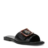 Sandalias planas Bottero para mujer, de color negro, con una tira ancha en el empeine decorada con una gran hebilla cuadrada de efecto carey y ojal metálico dorado.