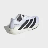 Championes de entrenamiento Adidas Adizero Dropset Pro, color blanco con grandes franjas negras laterales y suela con tecnología Lightstrike Pro.