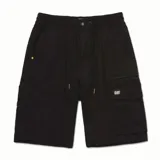 Short cargo negro de corte regular, con cintura elástica ajustable mediante cordón y cierre frontal. Presenta múltiples bolsillos utilitarios, incluyendo bolsillos laterales y un bolsillo con solapa en la pierna izquierda con el logo de la marca.