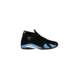 Championes Jordan 14 Retro, color negro con detalles en celeste y suela en tono plateado metalizado, con el icónico escudo del Jumpman en el lateral.