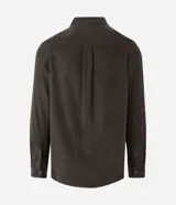 Camisa de hombre de corte regular confeccionada en terciopelo de algodón, con cuello clásico, cierre frontal de botones y dos bolsillos con solapa en el pecho.