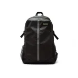 Mochila negra con diseño deportivo, ideal para laptop. Presenta una franja vertical reflectante en el centro y bolsillos laterales de malla. Incluye un logo metálico de Hi-Tec en la parte superior frontal.