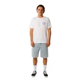 Remera de manga corta Rip Curl color blanco, con cuello redondo y estampado pequeño en el pecho con temática de surf.