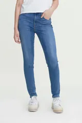 Jeans de tiro alto, corte skinny, color azul medio.