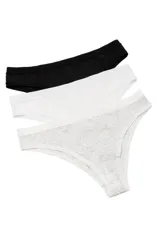 Pack de tres bombachas tipo colaless de algodón, con cintura elastizada. Incluye una prenda negra, una blanca y una gris melange.