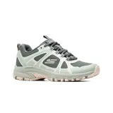Championes deportivos Skechers modelo Arch Fit Hillcrest, diseñados para actividades al aire libre y trekking. Presentan una combinación de malla resistente con paneles de cuero, sistema de soporte de arco certificado Arch Fit y suela de goma de alta tracción.