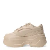 Championes Puma Karmen X Tra de mujer, color blanco, con plataforma y cordones.