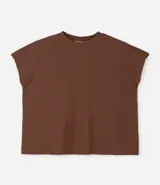 Blusa tipo muscle tee de Ashua, confeccionada en tejido ribana con textura acanalada, cuello redondo y diseño sin mangas.