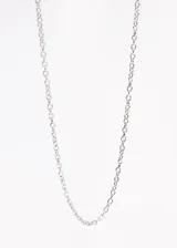 Cadena finita de acero quirúrgico hipoalergénico color plateado.