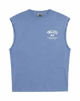 Musculosa de algodón orgánico color azul con efecto lavado vintage "dirty", corte holgado y diseño sin mangas. Presenta un pequeño estampado gráfico blanco en el pecho con el logotipo de TwoJeys y dos estrellas.