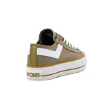 Championes Pony color beige con plataforma blanca y detalles en blanco en la puntera y el logo lateral.
