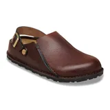 Zueco de cuero marrón oscuro, modelo Lutry Premium Lena de Birkenstock, con diseño cerrado en el empeine, tira ajustable en el talón con hebilla metálica y suela texturizada.