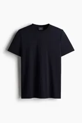Remera negra H&M de corte ajustado, confeccionada en suave punto de algodón pima, con cuello redondo y mangas cortas.