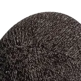 Gorro Adidas unisex de hilo mélange trenzado con sutil efecto bicolor y logo bordado.