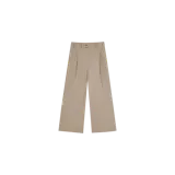 Pantalon de sastreria color beige de corte recto y holgado, con bolsillos laterales y presillas para cinturon.