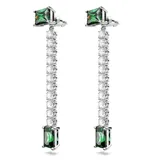 Aros colgantes con baño de rodio, con circonitas Swarovski rectangulares verdes en los extremos y una cascada de circonitas redondas transparentes en el centro. Pueden usarse con o sin la parte colgante.